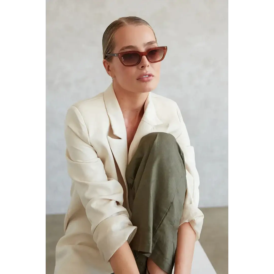 Otra Nove Sunglasses 