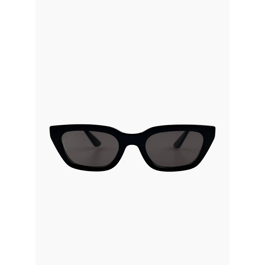 Otra Nove Sunglasses Black / Smoke 