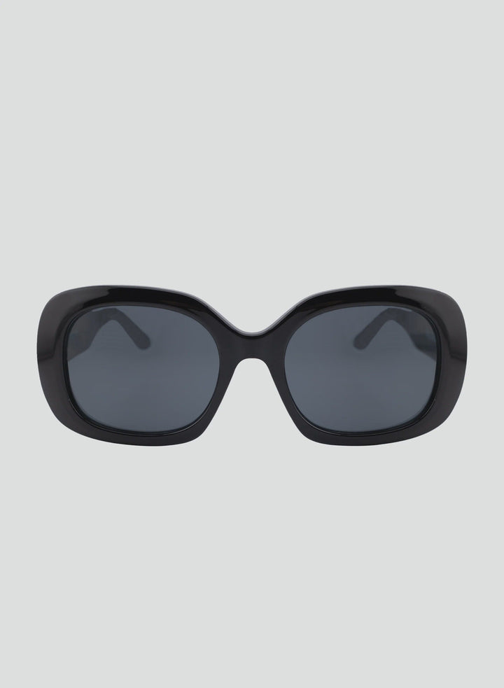 Otra Valerie Sunglasses Black / Smoke 