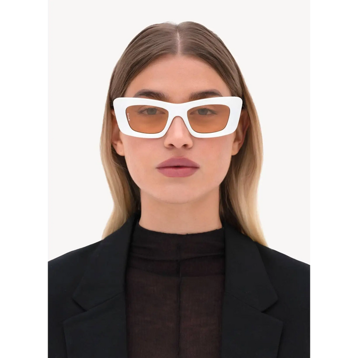 Otra Zoe Sunglasses Cream / Light Brown 