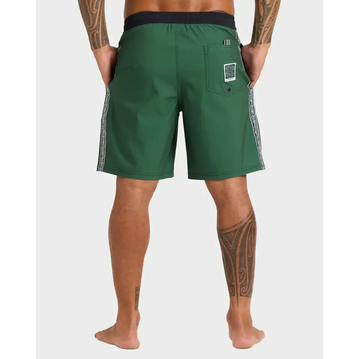 Quiksilver Pu-Tawhiro Volley Boardhorts 