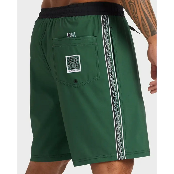 Quiksilver Pu-Tawhiro Volley Boardhorts 