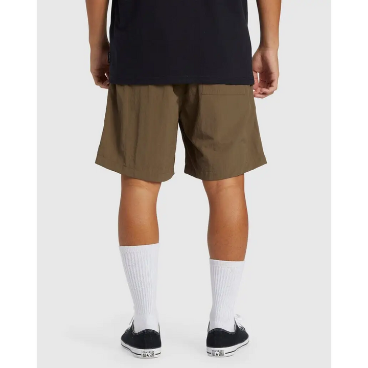 Quiksilver Run Ashore 18" Walk Shorts 