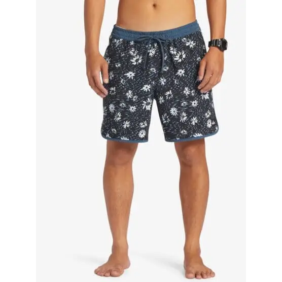 Quiksilver Surfsilk Scallop Volley 17" Boardshorts Midnight Navy XL 