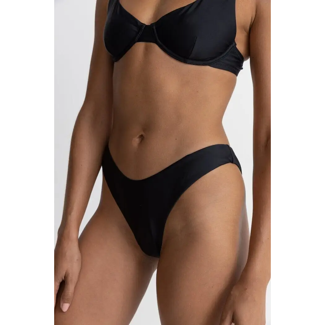 Rhythm Classics Hi Cut Underwire Bikini 