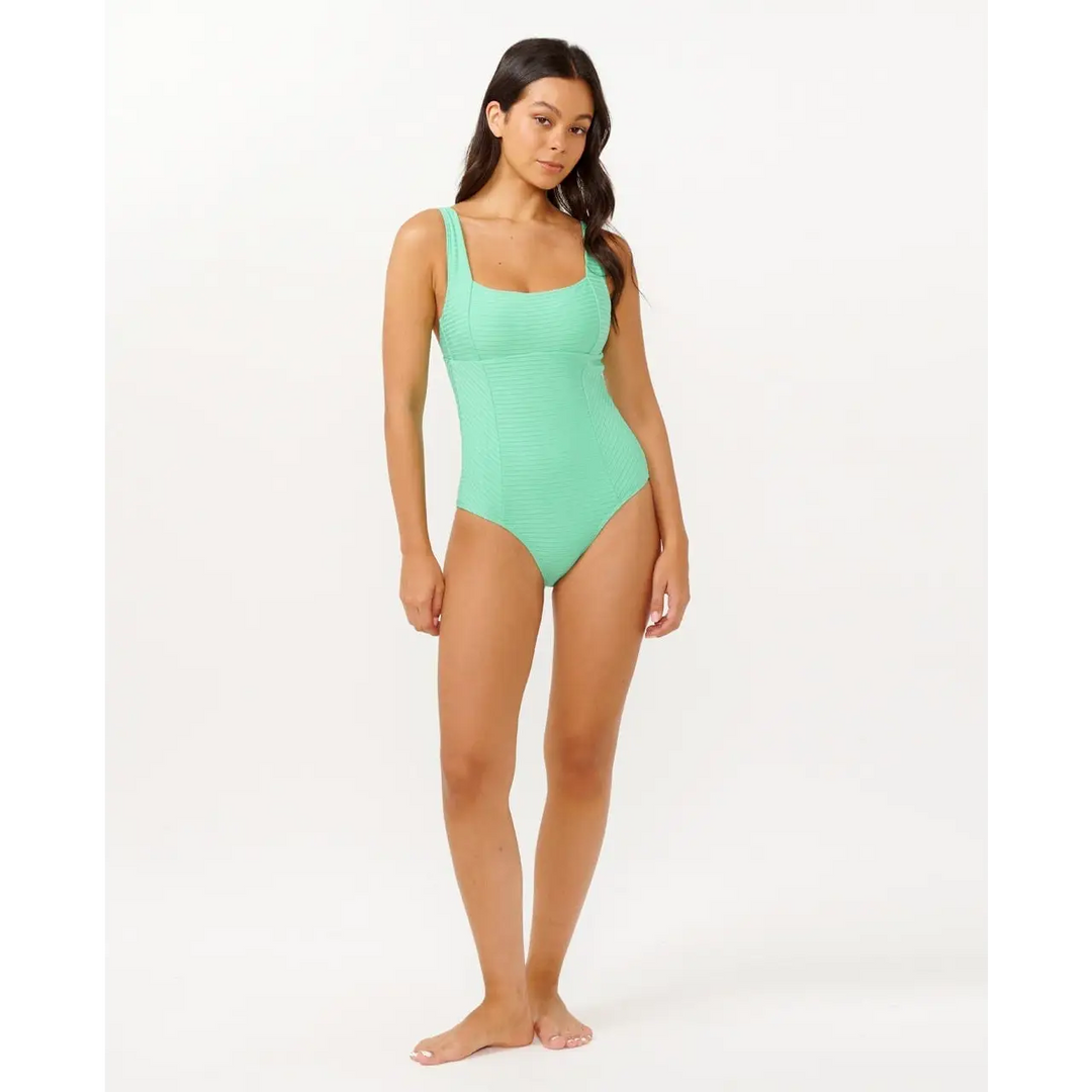 Rip Curl Premium Surf D-DD Full Coverage One Piece Swimsuit 