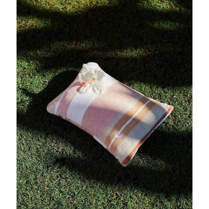 Roxy Beach Pillow 
