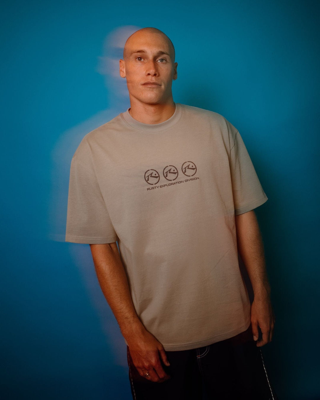 Rusty Crusoe Oversized Graphic T-Shirt 
