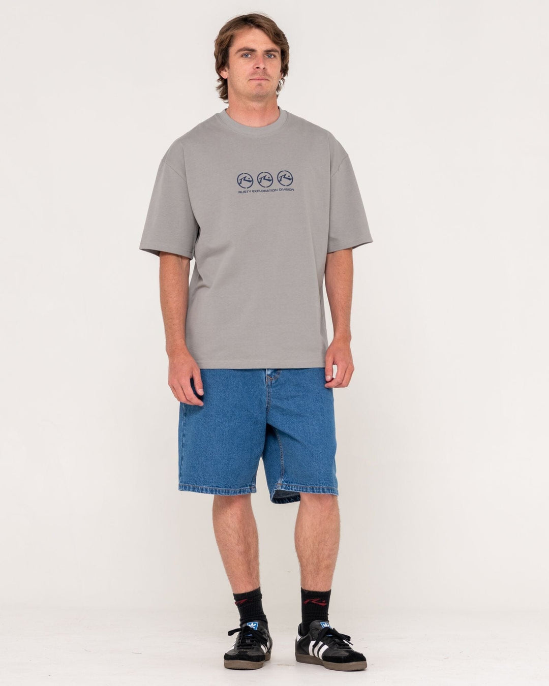 Rusty Crusoe Oversized Graphic T-Shirt 