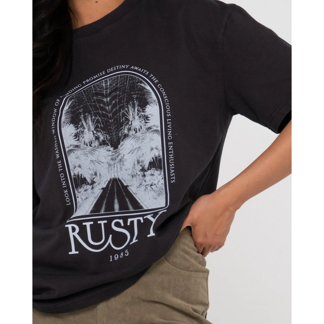 Rusty Destiny Awaits Oversized T-Shirt 