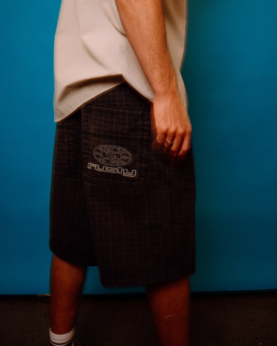 Rusty Flip Rambo 24" Plaid Jorts 