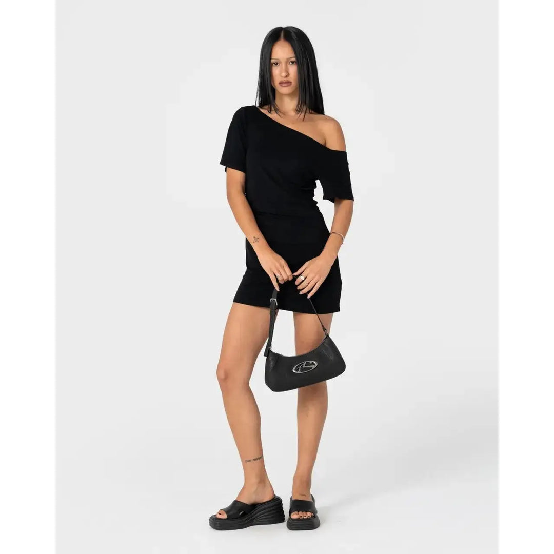 Rusty R Dot Buckle Leather Bag - Black