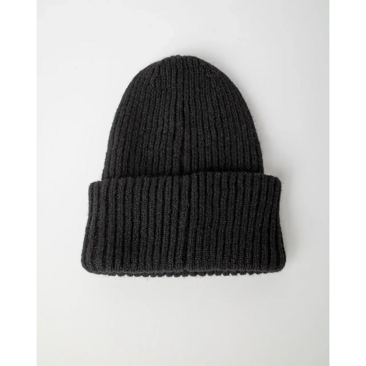 Rusty Roxanne Beanie - Black