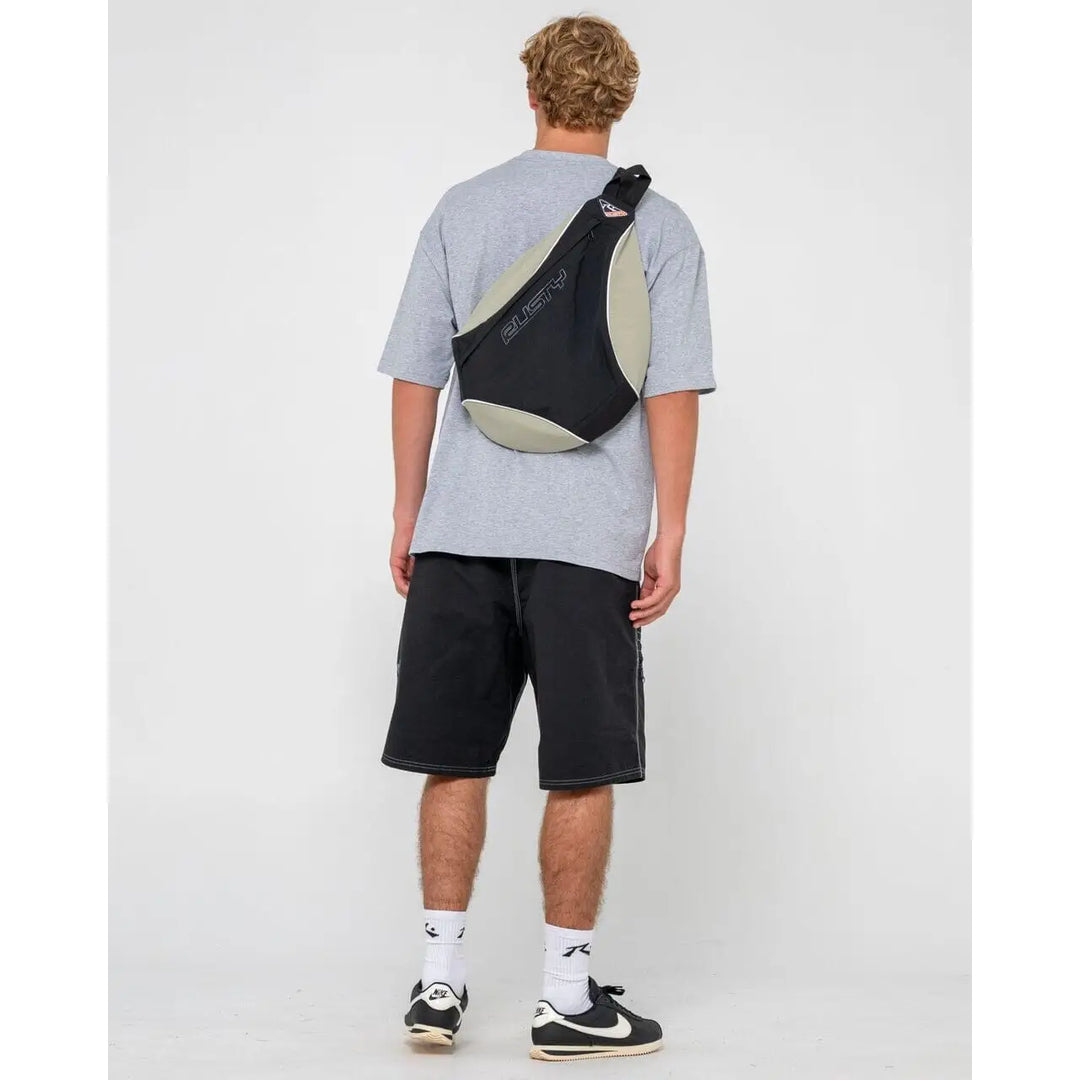 Rusty Trisector Sling Bag 