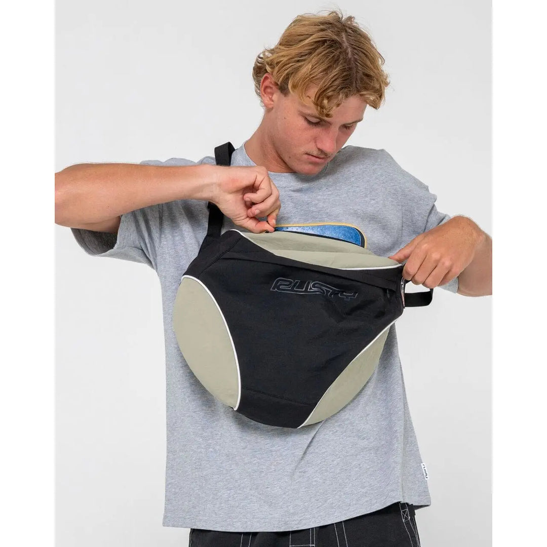 Rusty Trisector Sling Bag 