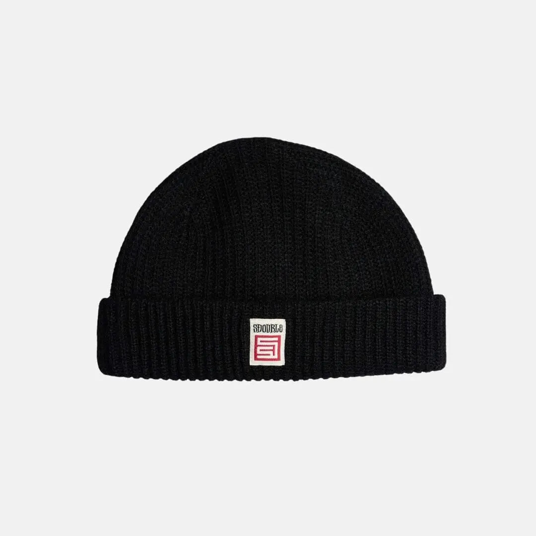 S Double Red Cube Low Beanie Black 