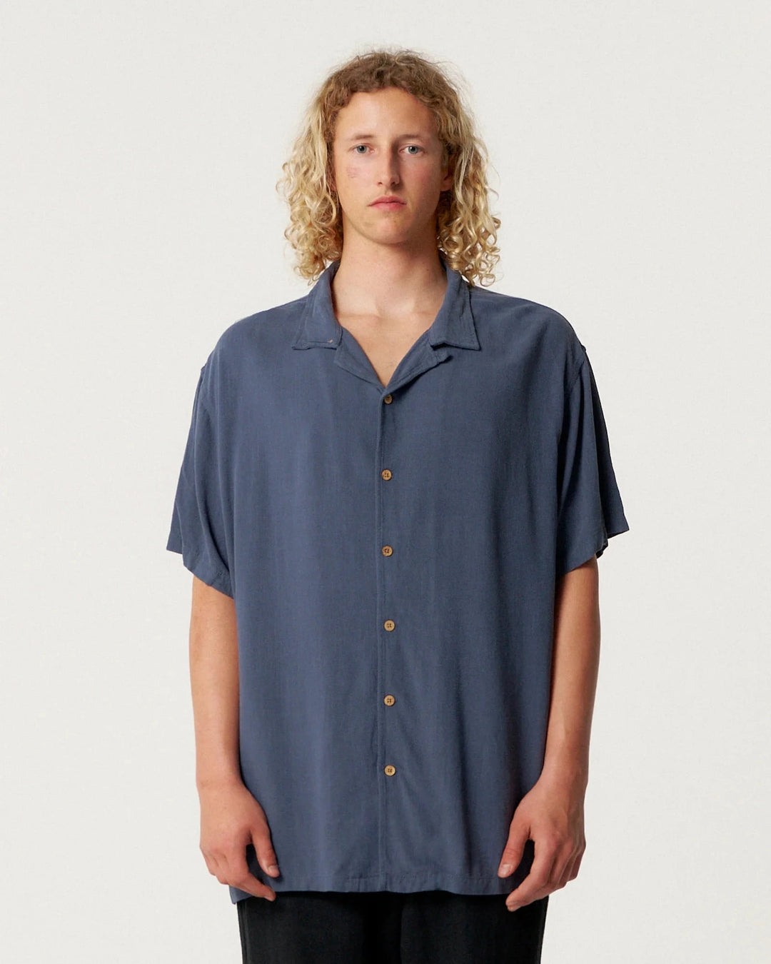 The Critical Slide Society Ernie Resort Shirt Blue S 