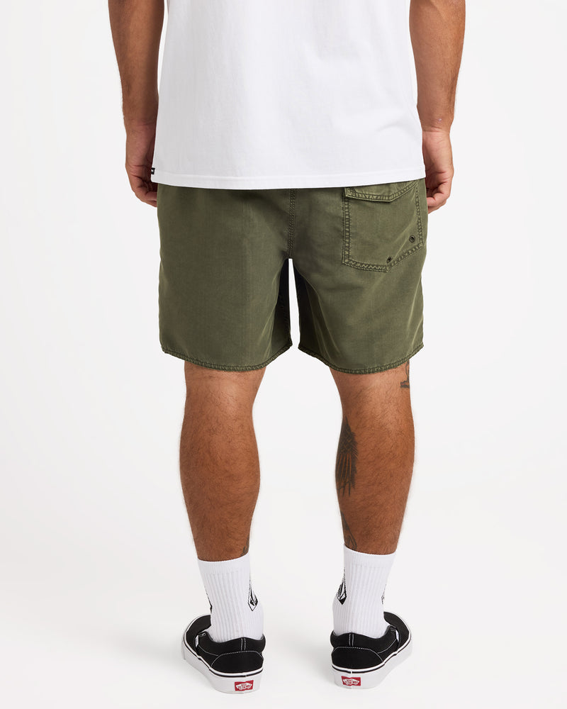 Volcom Center 17" Volley Shorts
