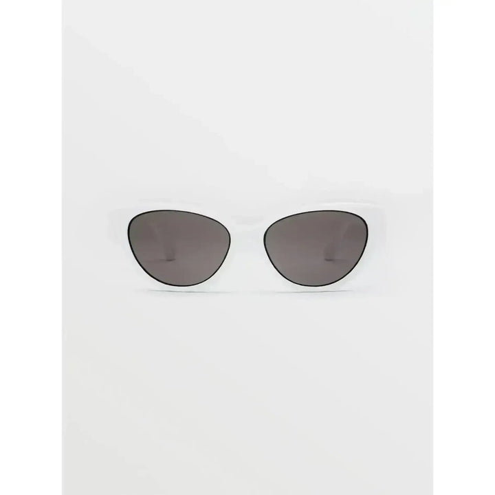 Volcom Womens Butter Sunglasses provide 100% UVA/UVB protection. 