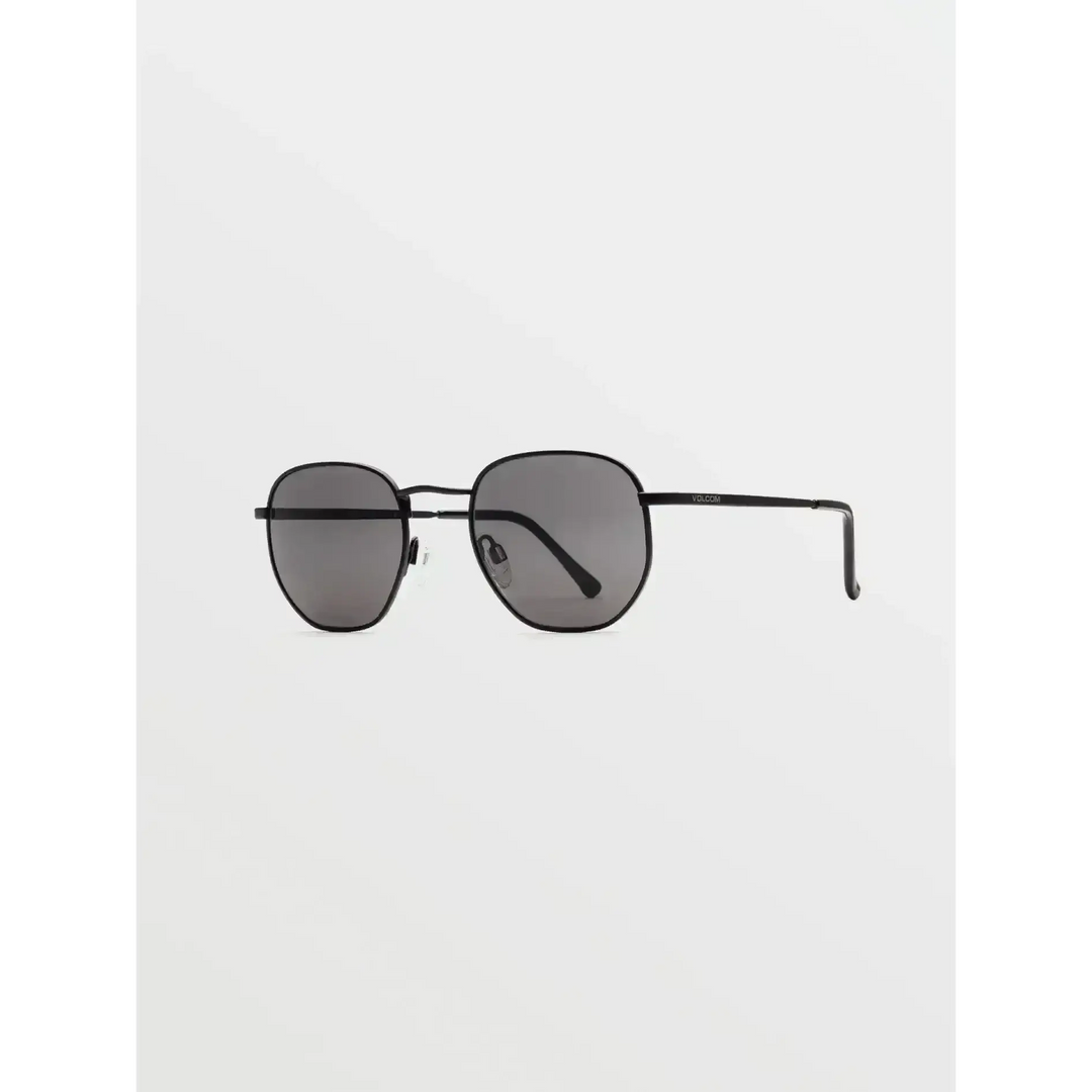 Volcom Happening Sunglasses provide 100% UVA/UVB protection. 
