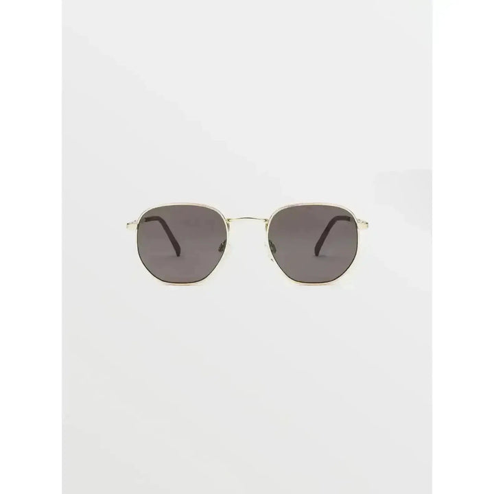 Volcom Happening Sunglasses provide 100% UVA/UVB protection. 