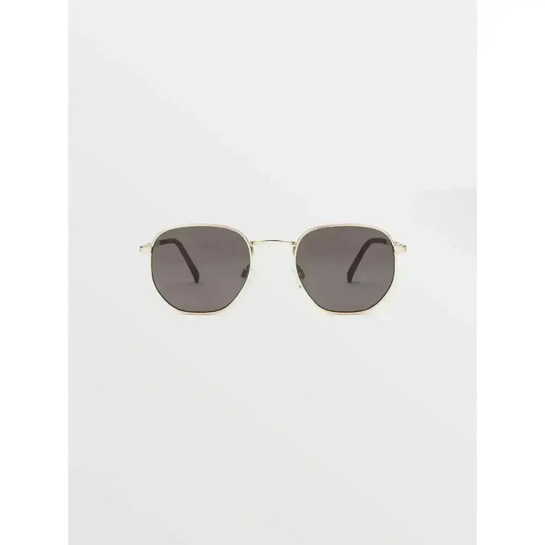Volcom Happening Sunglasses provide 100% UVA/UVB protection. 
