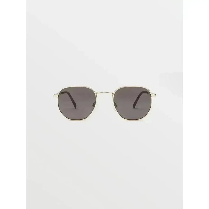 Volcom Happening Sunglasses provide 100% UVA/UVB protection. 