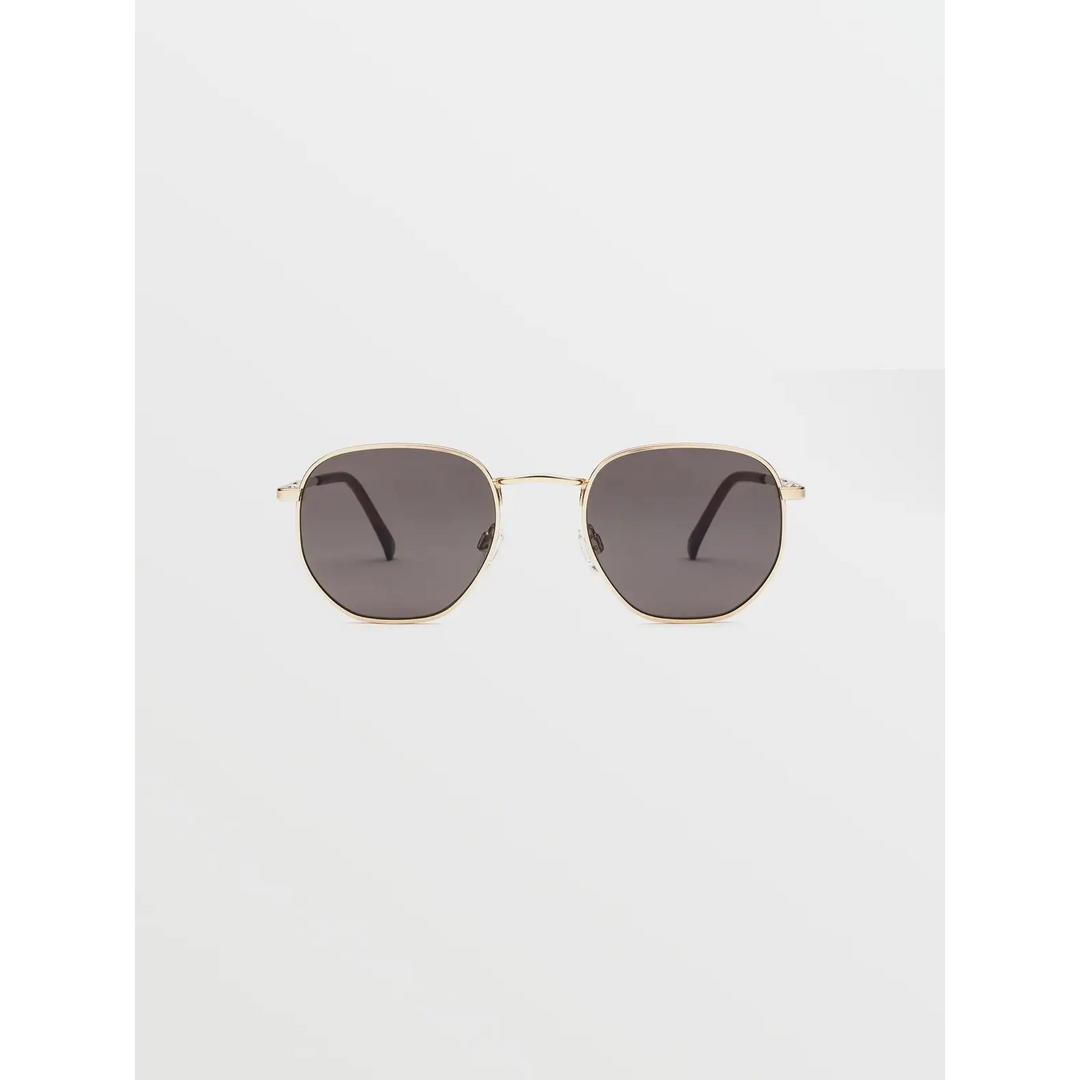 Volcom Happening Sunglasses provide 100% UVA/UVB protection. 