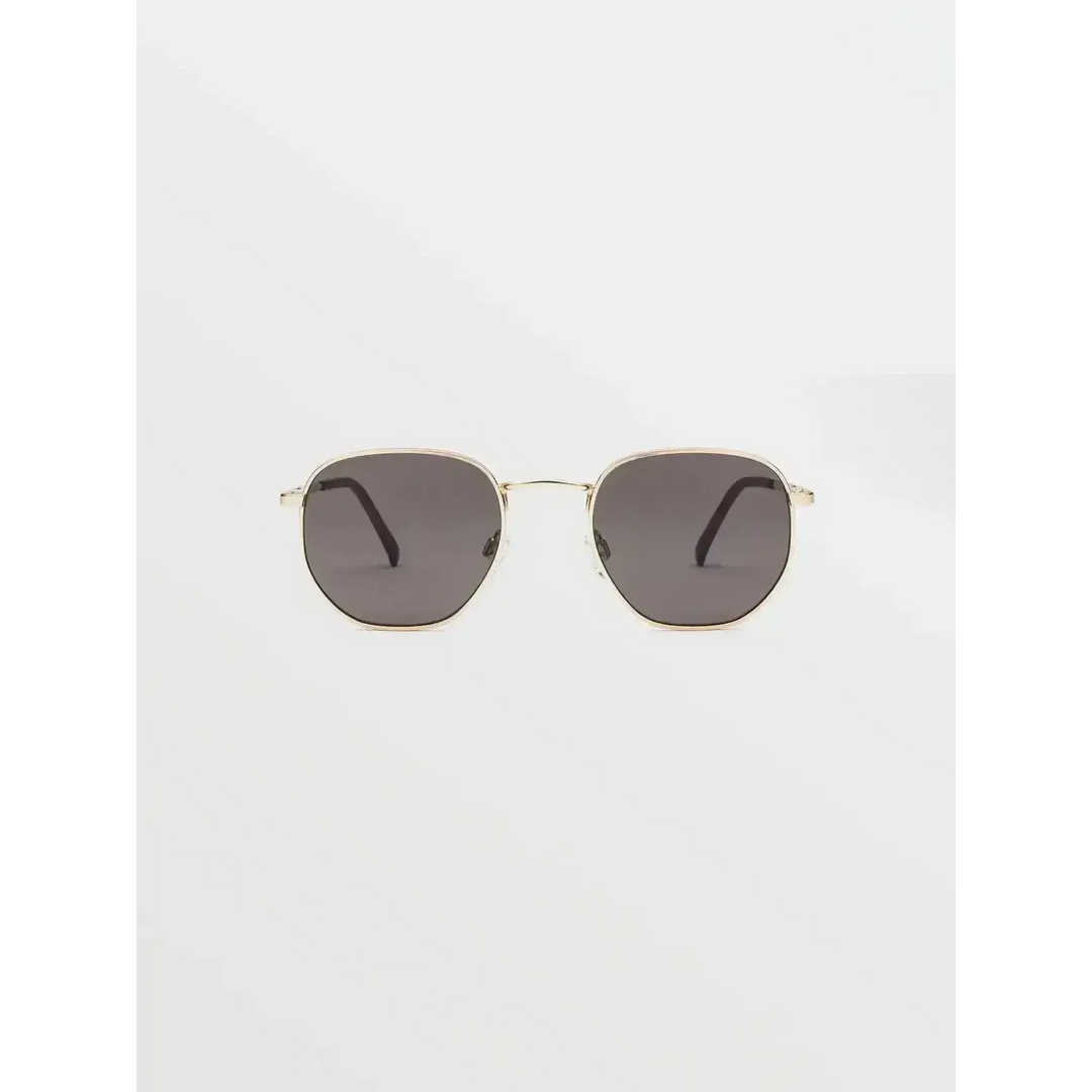 Volcom Happening Sunglasses provide 100% UVA/UVB protection. 