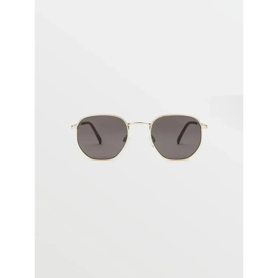 Volcom Happening Sunglasses provide 100% UVA/UVB protection. 