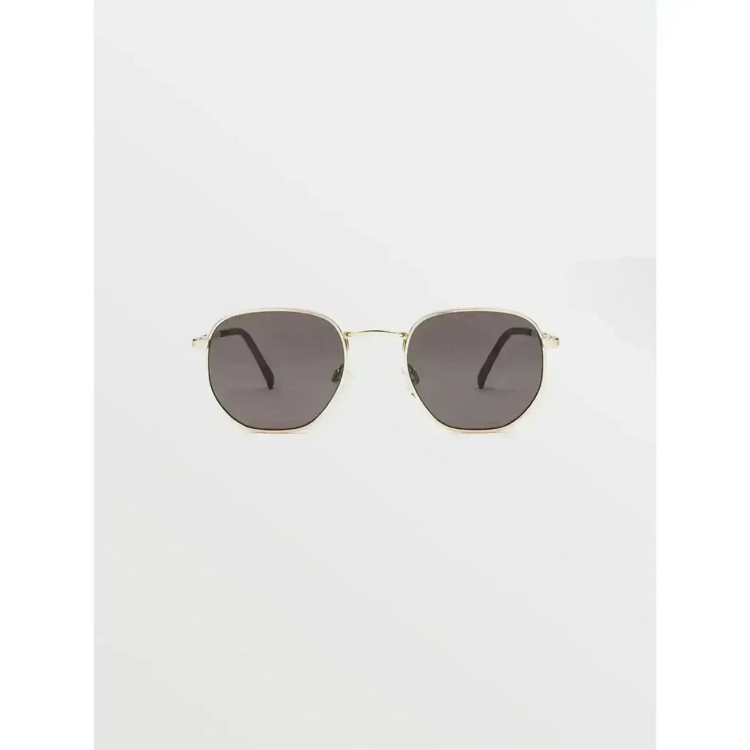 Volcom Happening Sunglasses provide 100% UVA/UVB protection. 