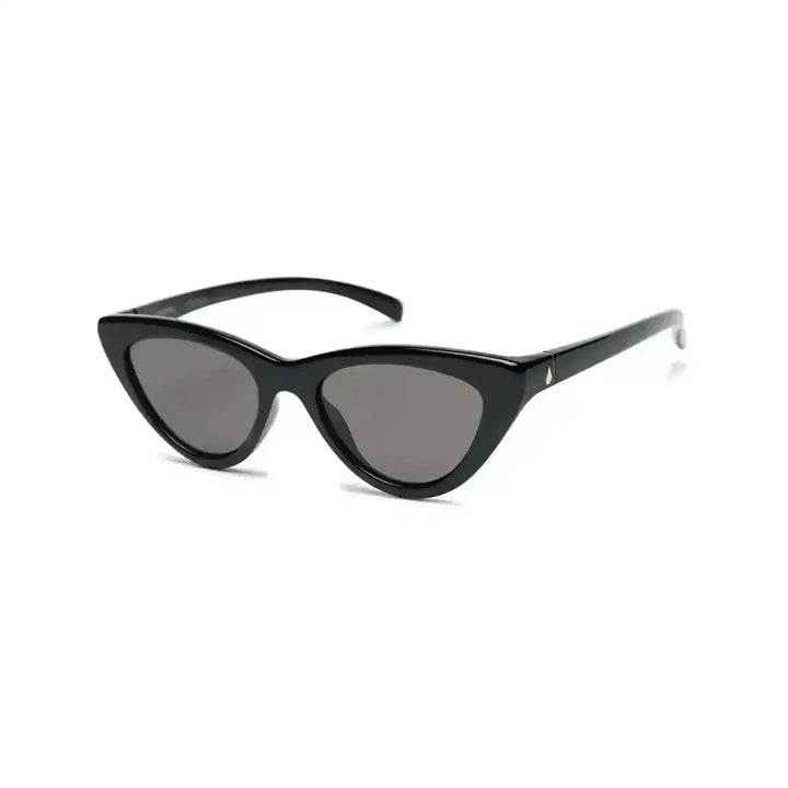 Volcom Womens Knife Sunglasses provide 100% UVA/UVB protection. 