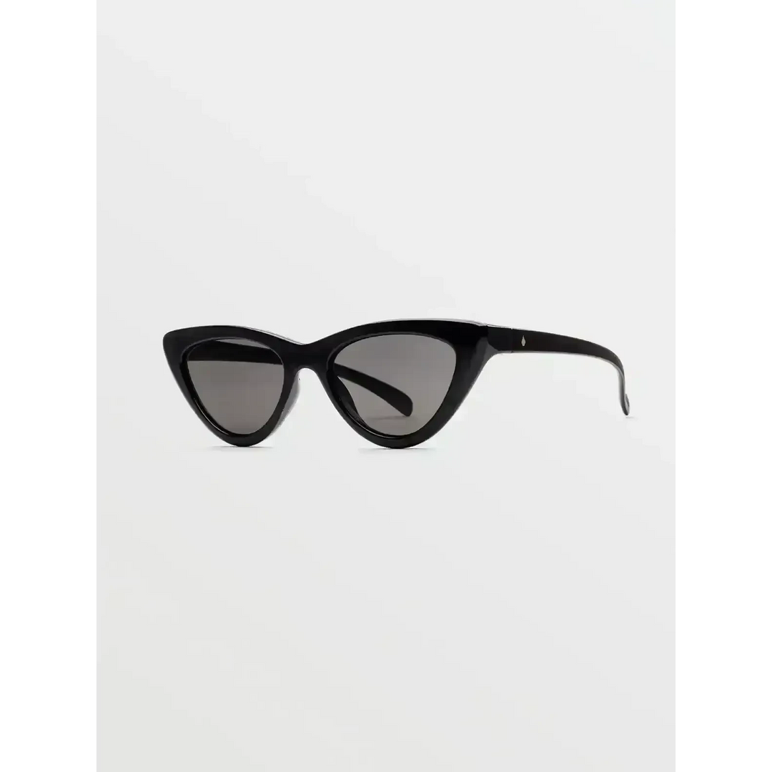 Volcom Womens Knife Sunglasses provide 100% UVA/UVB protection. 