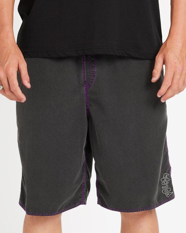 Volcom Off Ozzy 21" Trunk Shorts 