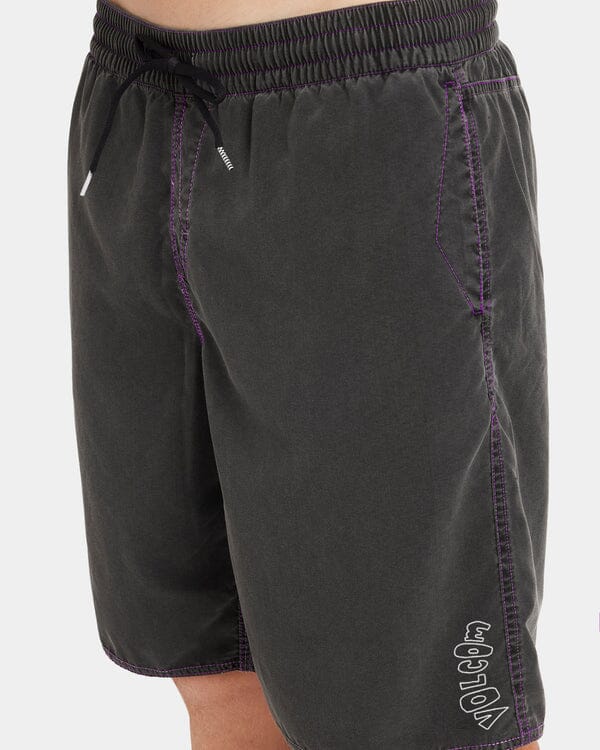 Volcom Off Ozzy 21" Trunk Shorts 