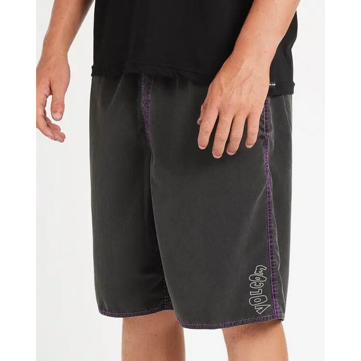 Volcom Off Ozzy 21" Trunk Shorts 
