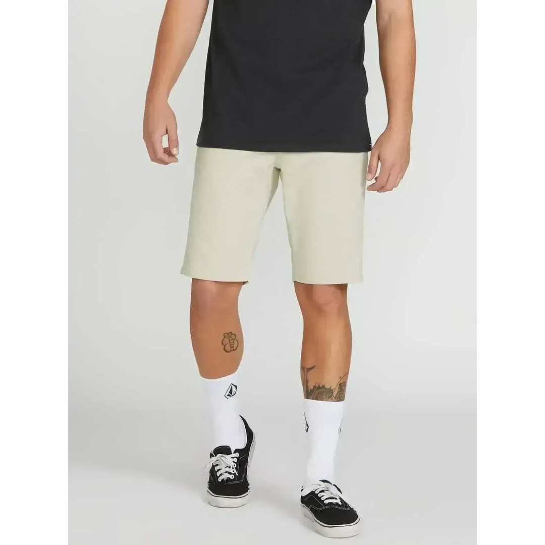 VOLCOM SOLVER LITE 5 POCKET SHORT STONE 33 