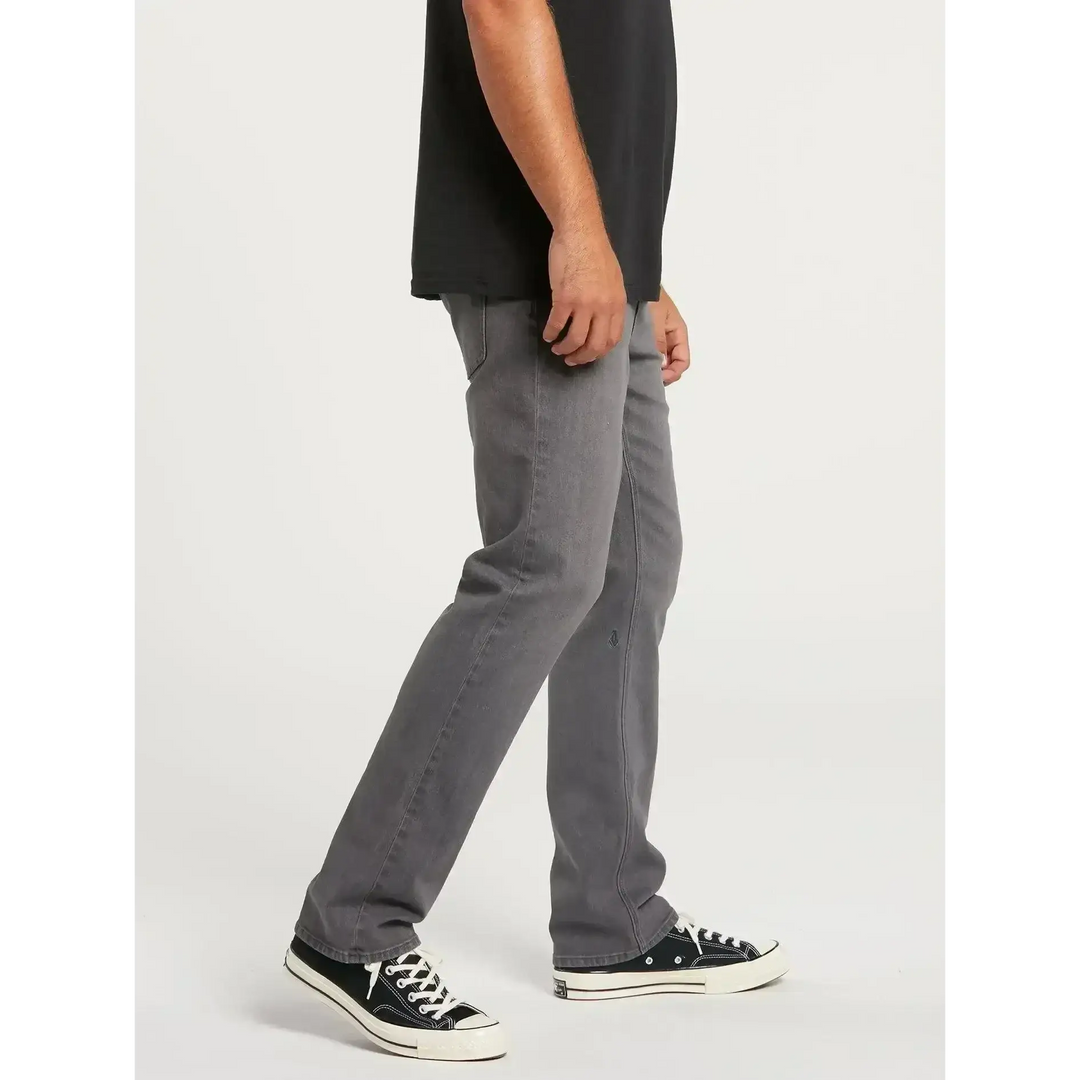 VOLCOM SOLVER MODERN FIT JEANS 