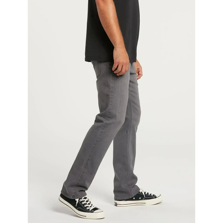 VOLCOM SOLVER MODERN FIT JEANS 